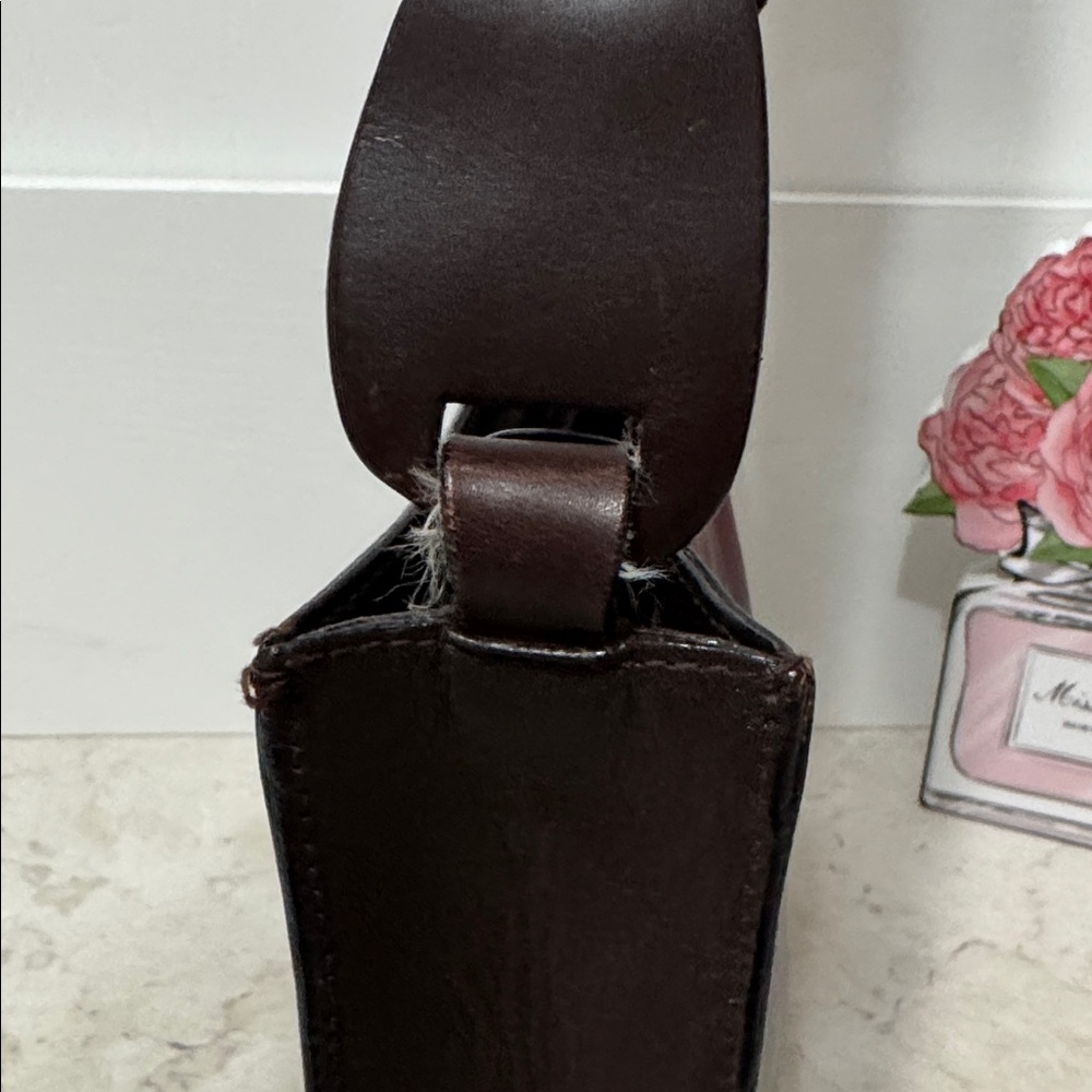 Rare GUCCI. Leather shoulder bag with card - Picture 5 of 15